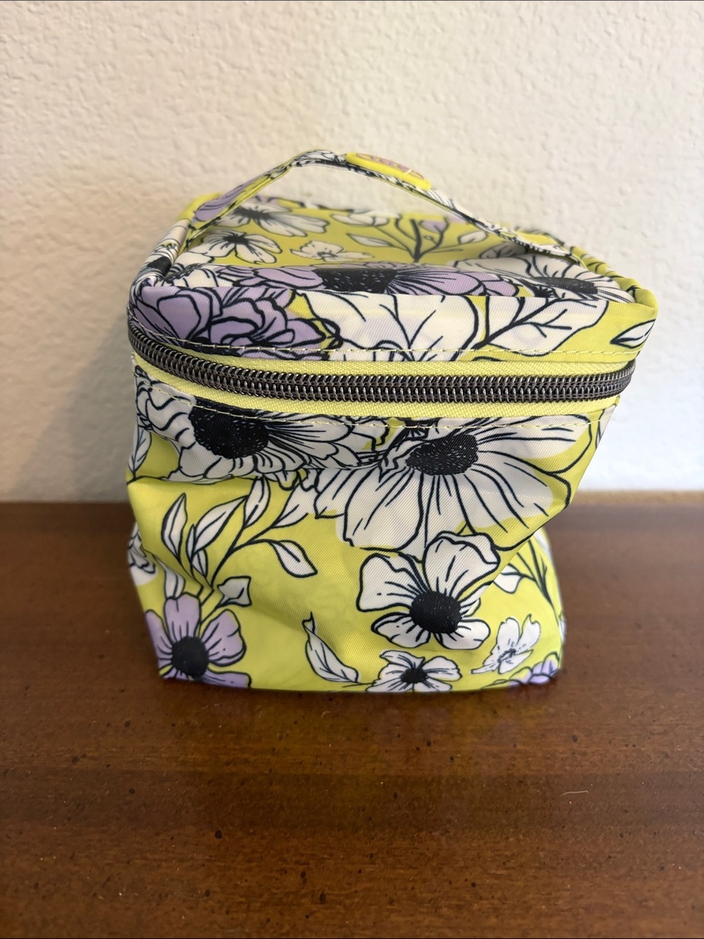 Lug Box Top Floral Zip Around Cosmetic Case Organizing Storage Pouch